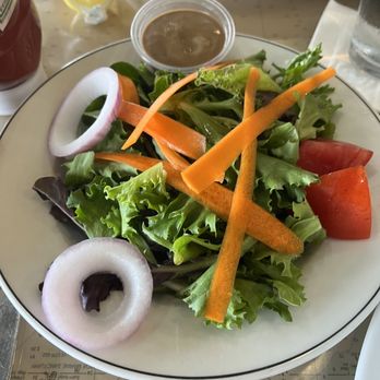Cod & Capers Seafood - House Salad - Seafood Near Me - North Palm Beach, Florida Cod & Capers Seafood - House Salad - Seafood Near Me - North Palm Beach, Florida