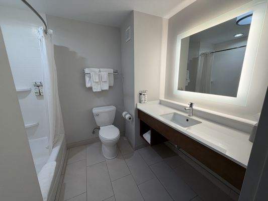 Holiday Inn Express & Suites Oakhurst-Yosemite Park Area by IHG by null