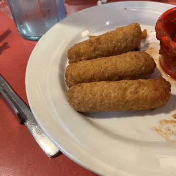 Friendly's - Mozzarella Sticks - Half eaten. They gave a good amount! - Ice Cream & Frozen Yogurt Near Me - East Meadow, New York Friendly's - Mozzarella Sticks - Half eaten. They gave a good amount! - Ice Cream & Frozen Yogurt Near Me - East Meadow, New York