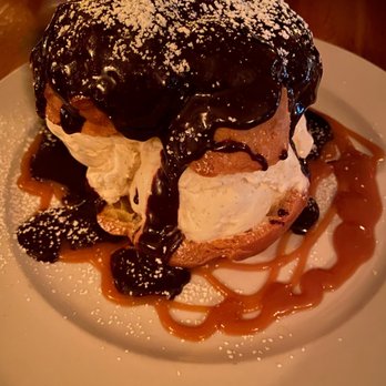 Petit Robert Bistro - French Near Me - Boston, Massachusetts Petit Robert Bistro - French Near Me - Boston, Massachusetts