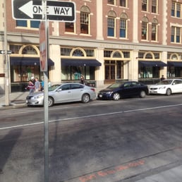 brooks brothers newbury street