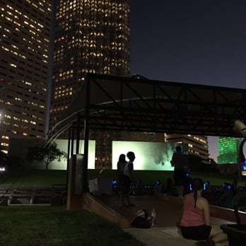 Free Yoga at Bayfront Park - November. Awesome weather but dark. - Yoga Near Me - Miami, Florida Free Yoga at Bayfront Park - November. Awesome weather but dark. - Yoga Near Me - Miami, Florida