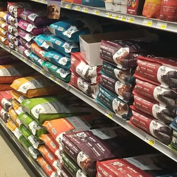 Tomlinson's - Pet Stores Near Me - Austin, Texas Tomlinson's - Pet Stores Near Me - Austin, Texas