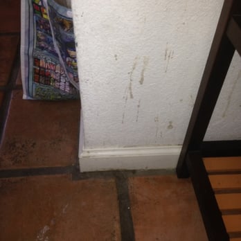 Sand Castle Inn - Filthy wall and floors. - Hotels Near Me - Imperial Beach, California Sand Castle Inn - Filthy wall and floors. - Hotels Near Me - Imperial Beach, California