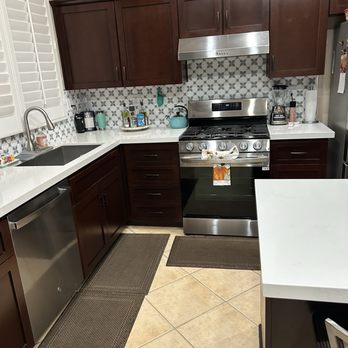 Imperial Cleaning Services - Kitchen that sparkles - Home Cleaning Near Me - Indio, California