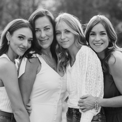St George Med Spa - Founder of SGMS, Cyndi Schumacher and daughters Bella, Mia and Talisha