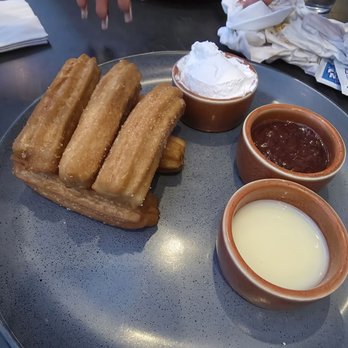 Bravis - Churros - Mexican Near Me - Shakopee, Minnesota