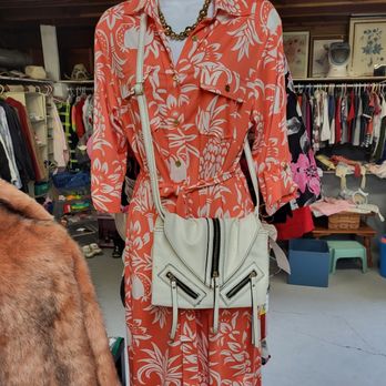 Second Hand Rows - Thrift Stores Near Me - Vancouver, British Columbia Second Hand Rows - Thrift Stores Near Me - Vancouver, British Columbia