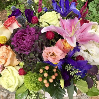 Upland Flowers - The picture doesn't do justice to the magnitude and beauty of this arrangement. - Florists Near Me - Upland, California Upland Flowers - The picture doesn't do justice to the magnitude and beauty of this arrangement. - Florists Near Me - Upland, California