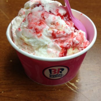 Baskin-Robbins - Strawberry Cheesecake! Yummers! - Ice Cream & Frozen Yogurt Near Me - Burbank, California
