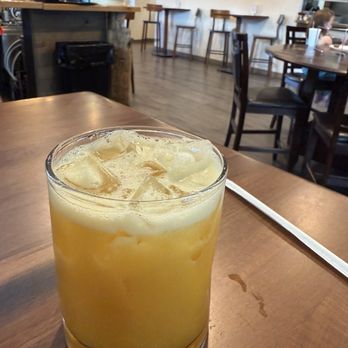 Wandercrust Pizza - Rum based fruit drink - Pizza Near Me - Magnolia, Texas