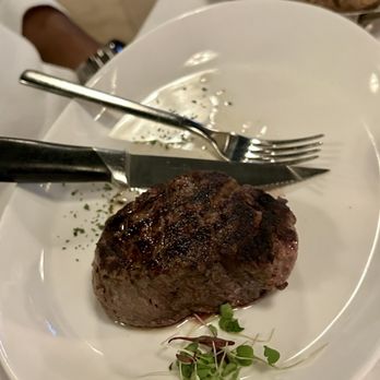Luci’s Steakhouse - Filet Mignon, perfectly medium - Steakhouses Near Me - Alpharetta, Georgia