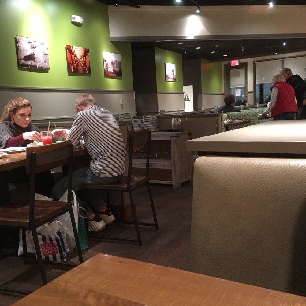California Pizza Kitchen - Interior - Pizza Near Me - Columbus, Ohio California Pizza Kitchen - Interior - Pizza Near Me - Columbus, Ohio