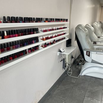 Eiffel Nails - inside area - Nail Salons Near Me - Covina, California Eiffel Nails - inside area - Nail Salons Near Me - Covina, California