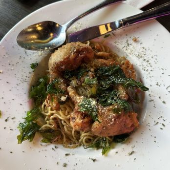 Le Moose Crepe Cafe - Soft Shell Crab w/ Garlic Noodle - Creperies Near Me - Fremont, California Le Moose Crepe Cafe - Soft Shell Crab w/ Garlic Noodle - Creperies Near Me - Fremont, California
