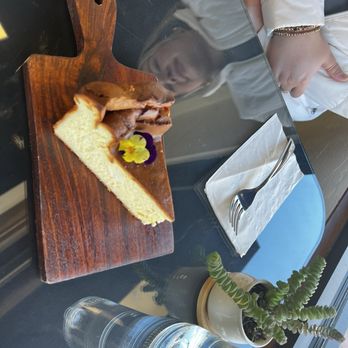 Amapola Kitchen and Wine Merchant - Basque Cheesecake - Beer, Wine & Spirits Near Me - Salinas, California