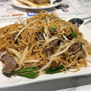 TD Cafe - Beef chow mein - Cantonese Near Me - El Monte, California TD Cafe - Beef chow mein - Cantonese Near Me - El Monte, California