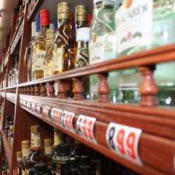 R J Liquor