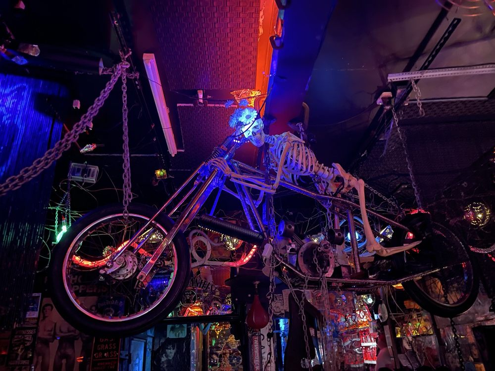 Hole In the Wall Saloon