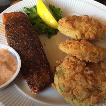 Wharf Hill Brewing - Blackened salmon & fried green tomatoes - Bars Near Me - Smithfield, Virginia
