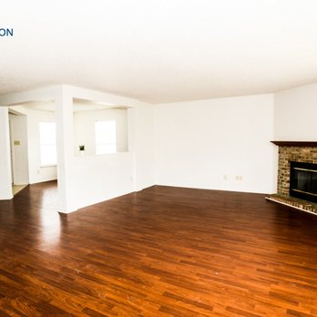 IVP Construction Inc. - empty living room - Masonry/Concrete Near Me - Calgary, Alberta IVP Construction Inc. - empty living room - Masonry/Concrete Near Me - Calgary, Alberta