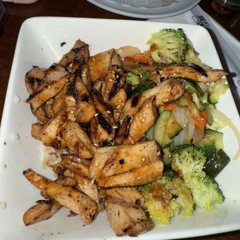 Yen Sushi & Sake Bar - E1. Teriyaki Chicken Bowl - Sushi Bars Near Me - Phoenix, Arizona Yen Sushi & Sake Bar - E1. Teriyaki Chicken Bowl - Sushi Bars Near Me - Phoenix, Arizona