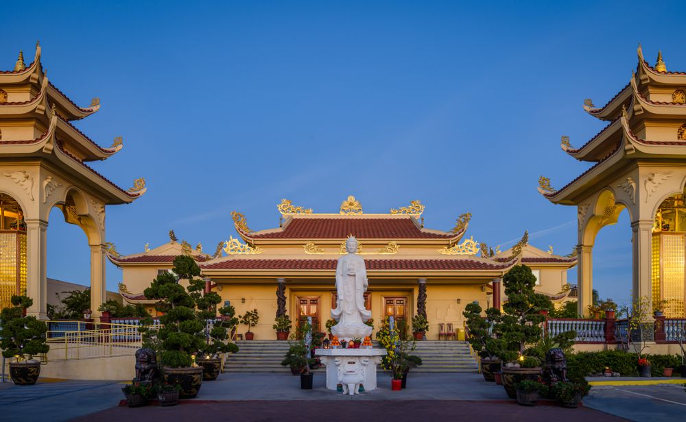 CHÙA DIEU NGU Updated November 2024 34 Photos 14472 Chestnut St