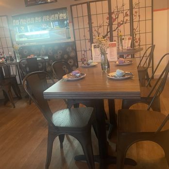 Yamu Thai Japanese Restaurant - Inside - Sushi Bars Near Me - Pompano Beach, Florida