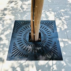 Edgar's Mobile Welding - Tree grate