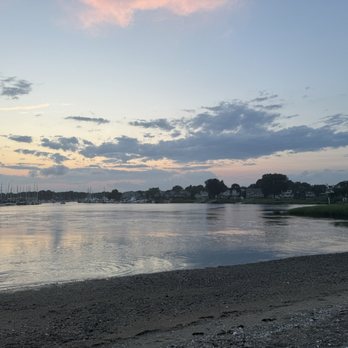 Gulf Beach - Beaches Near Me - Milford, Connecticut