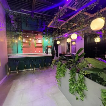 Bluntly Smoke Shop & Cafe' - Cafes Near Me - Miramar, Florida Bluntly Smoke Shop & Cafe' - Cafes Near Me - Miramar, Florida