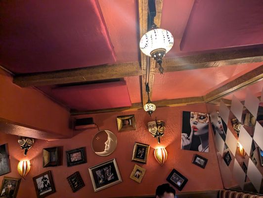 Bobo's by null