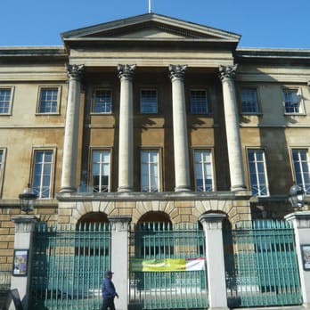 Apsley House - Landmarks & Historical Buildings Near Me - London, XGL
