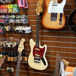Spaceman Guitars - Chris' shop
