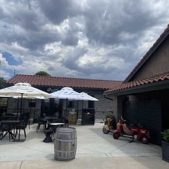 Doffo Wines - Front tasting room - Wineries Near Me - Temecula, California