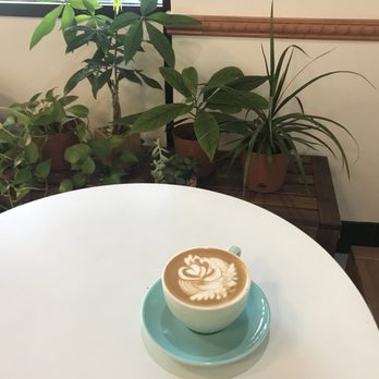 Flat White Coffee - Latte - Cafes Near Me - Cypress, California