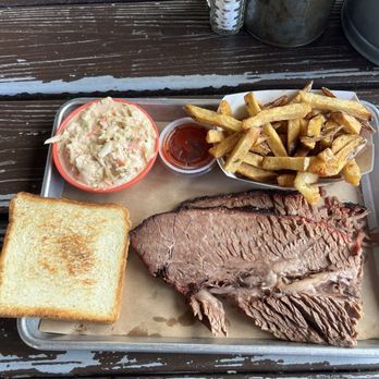 The Pig & Pint - Brisket Plate - Barbeque Near Me - Jackson, Mississippi The Pig & Pint - Brisket Plate - Barbeque Near Me - Jackson, Mississippi