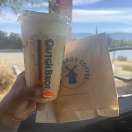 Dulce de leche iced coffee Dulce de leche iced coffee