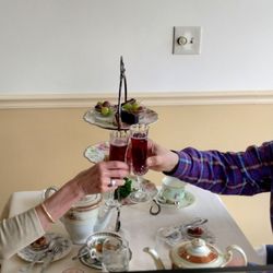 The Tea Leaf