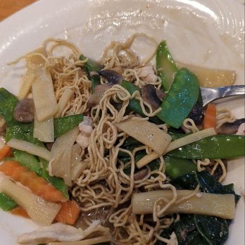 Lanxang Star Restaurant - Special Rad Na Mee Krob (Crispy Yellow Noodles w. Gravy) - Thai Near Me - Dracut, Massachusetts Lanxang Star Restaurant - Special Rad Na Mee Krob (Crispy Yellow Noodles w. Gravy) - Thai Near Me - Dracut, Massachusetts