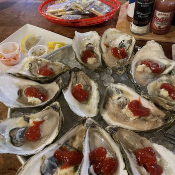 Crabby's Oyster Bar - Seafood Near Me - Jensen Beach, Florida