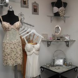 Touch of Hollywood - Semiformal dresses