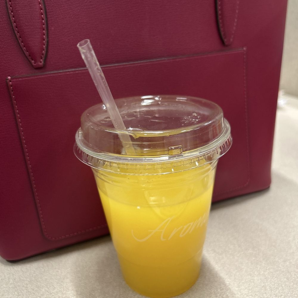 Fresh orange juice Fresh orange juice