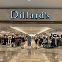 Dillard's - Second floor entrance in Chandler