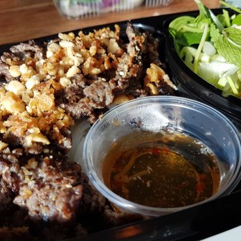 Xích Lô - Nudelsalat med oksekød - Vietnamese Near Me - Herning, 84 Xích Lô - Nudelsalat med oksekød - Vietnamese Near Me - Herning, 84