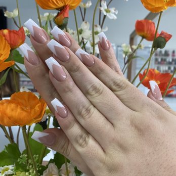 Crystal's Nails & Spa - Nail Salons Near Me - Lakeside, California