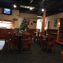 Pizza Hut - Nice eating area