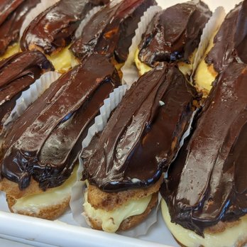 Civitello's Italian Pastry Shoppe - Best eclairs in the capital region! - Italian Near Me - Schenectady, New York Civitello's Italian Pastry Shoppe - Best eclairs in the capital region! - Italian Near Me - Schenectady, New York