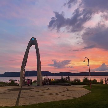 3 Westerly Bar & Grill - Sunset over Hudson River - New American Near Me - Ossining, New York