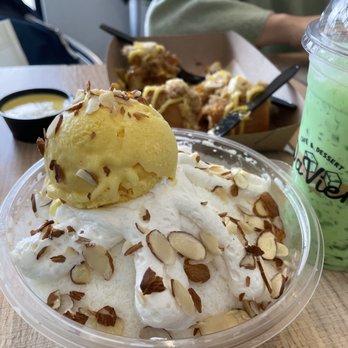 Da Vien Coffee - Durian bingsoo with pandan milk tea and salted egg toast - Desserts Near Me - Westminster, California
